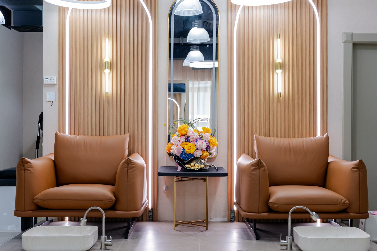 LACE pedicure lounge